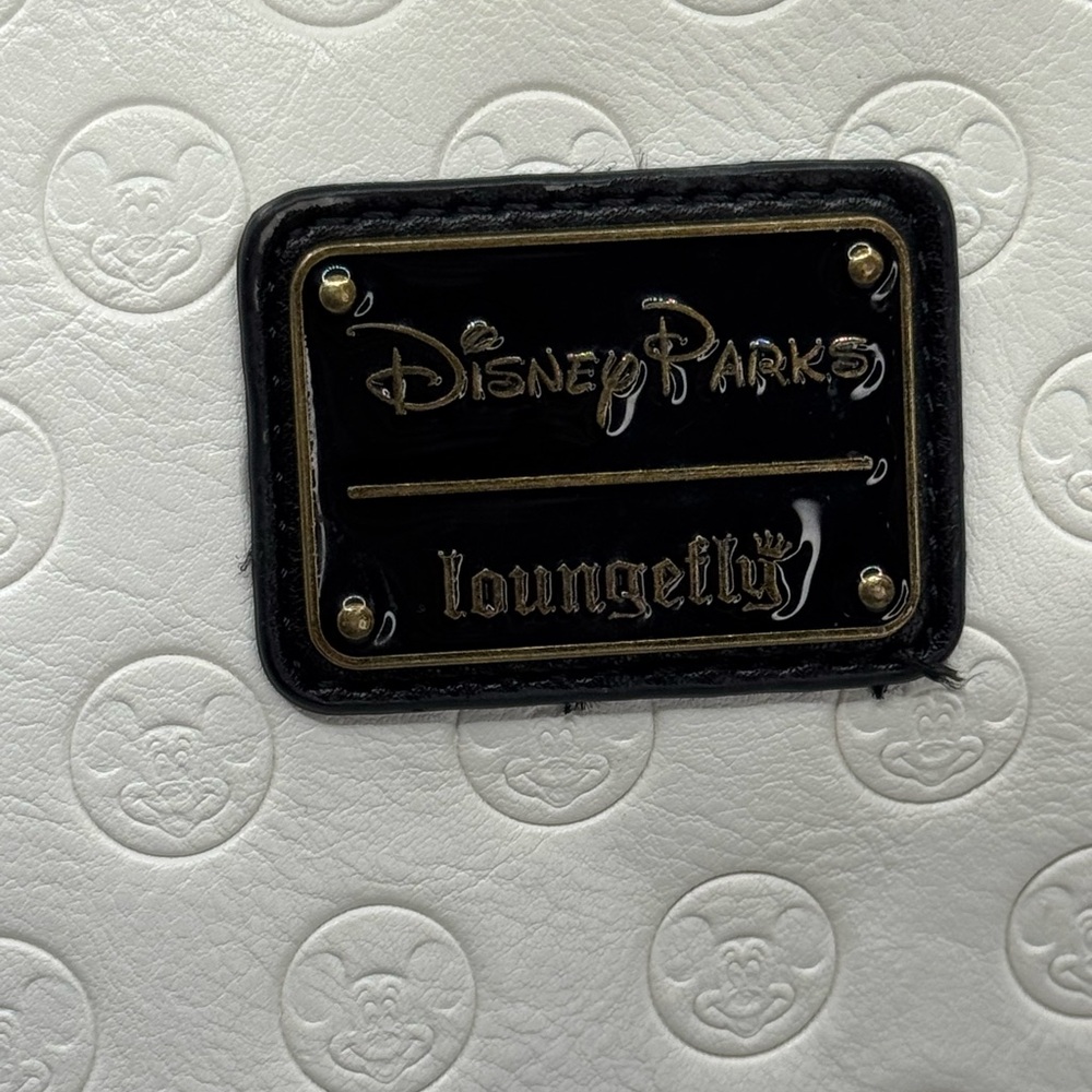 Walt Disney World 50th Anniversary Mickey Mouse Loungefly Backpack No Hip Pack - Picture 2 of 12